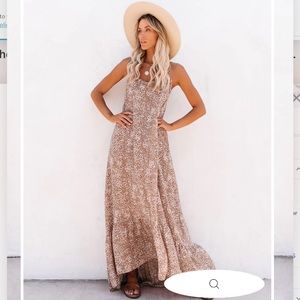 Vici CONCH PRINTED HIGH LOW RUFFLE MAXI DRESS